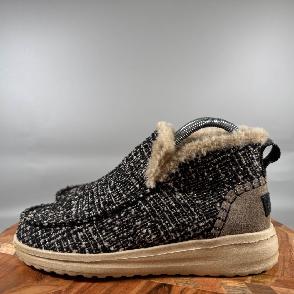Hey Dude Denny Tan Black White Tweed Faux Fur Lined Ankle Bootie Womens 6 US - Picture 3 of 8